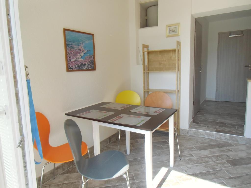 Apartment Kolman Cres Exterior photo